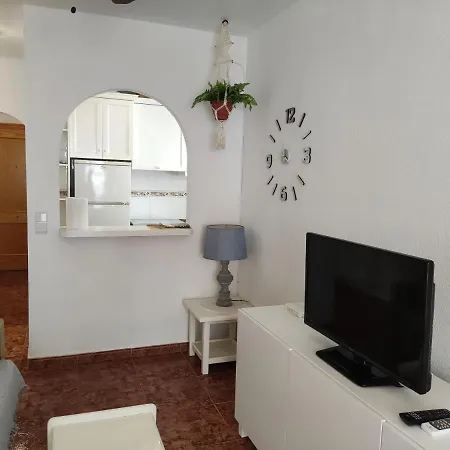 Ak Apartamento En Torrevieja Exterior photo