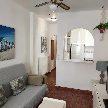 Ak Apartamento En Torrevieja Exterior photo